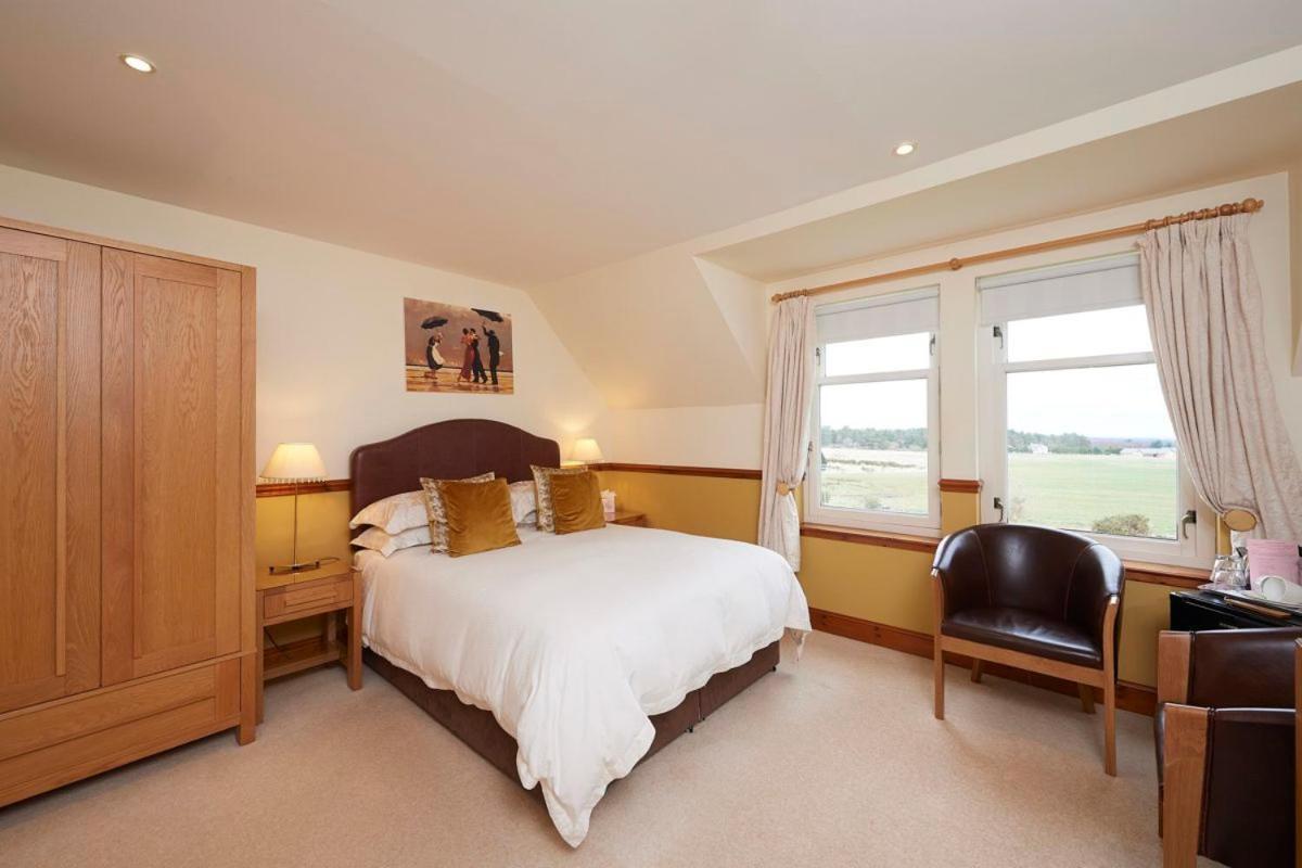Daviot Lodge Eksteriør bilde